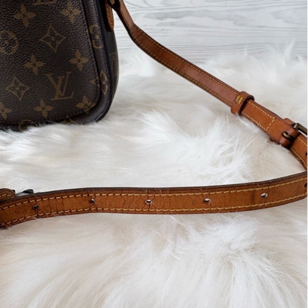 Louis Vuitton Saint Cloud‎ Mini Monogram Crossbody - Picture 3 of 16